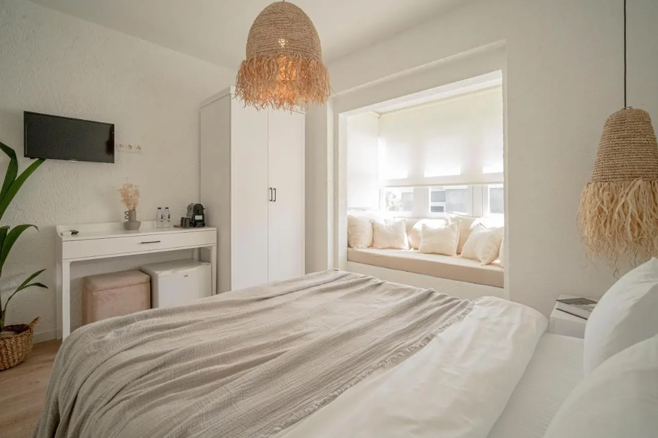 Sandal Alacati - Adult Only Hotel