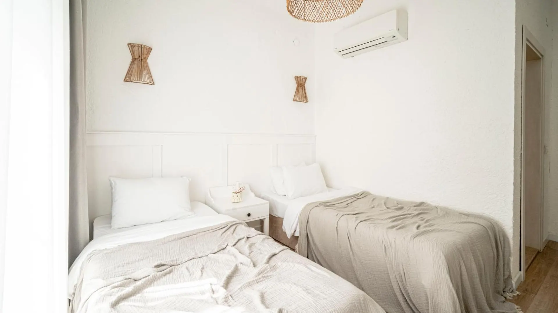 Sandal Alacati - Adult Only Hotel
