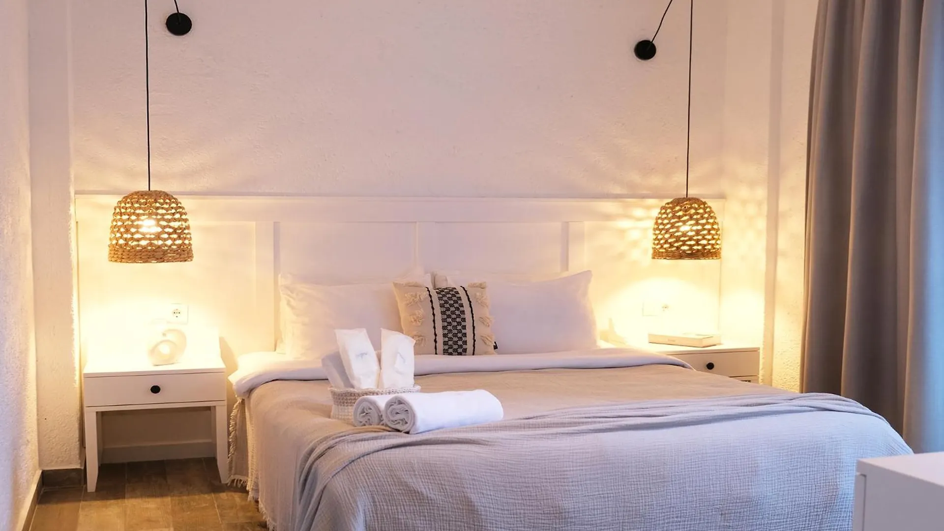 Sandal Alacati - Adult Only