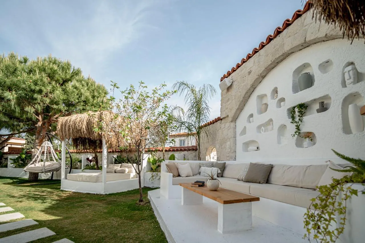 Hotel Sandal Alacati - Adult Only