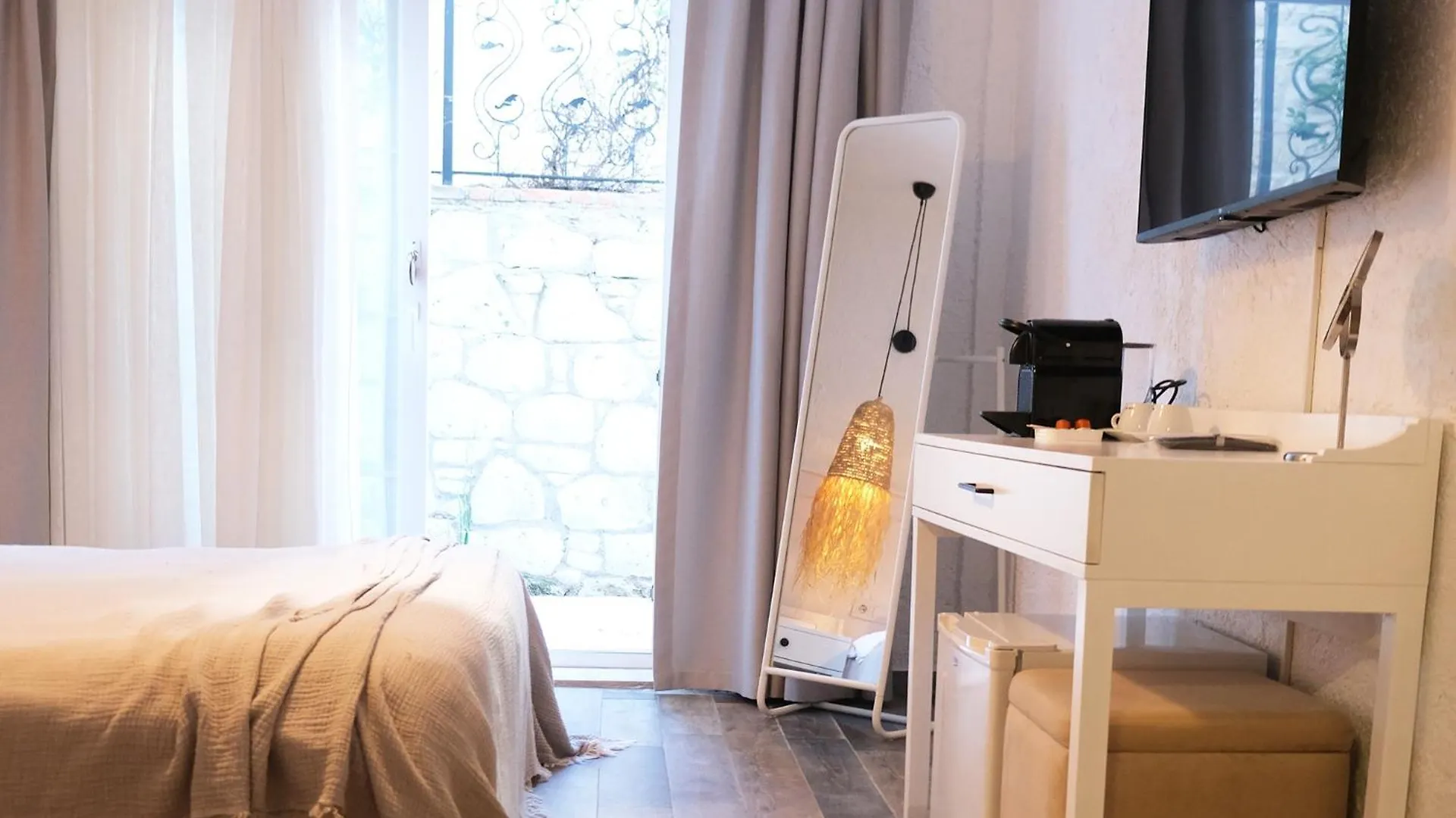 Sandal Alacati - Adult Only